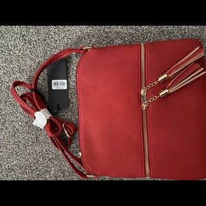 New Deluxity cross body bag